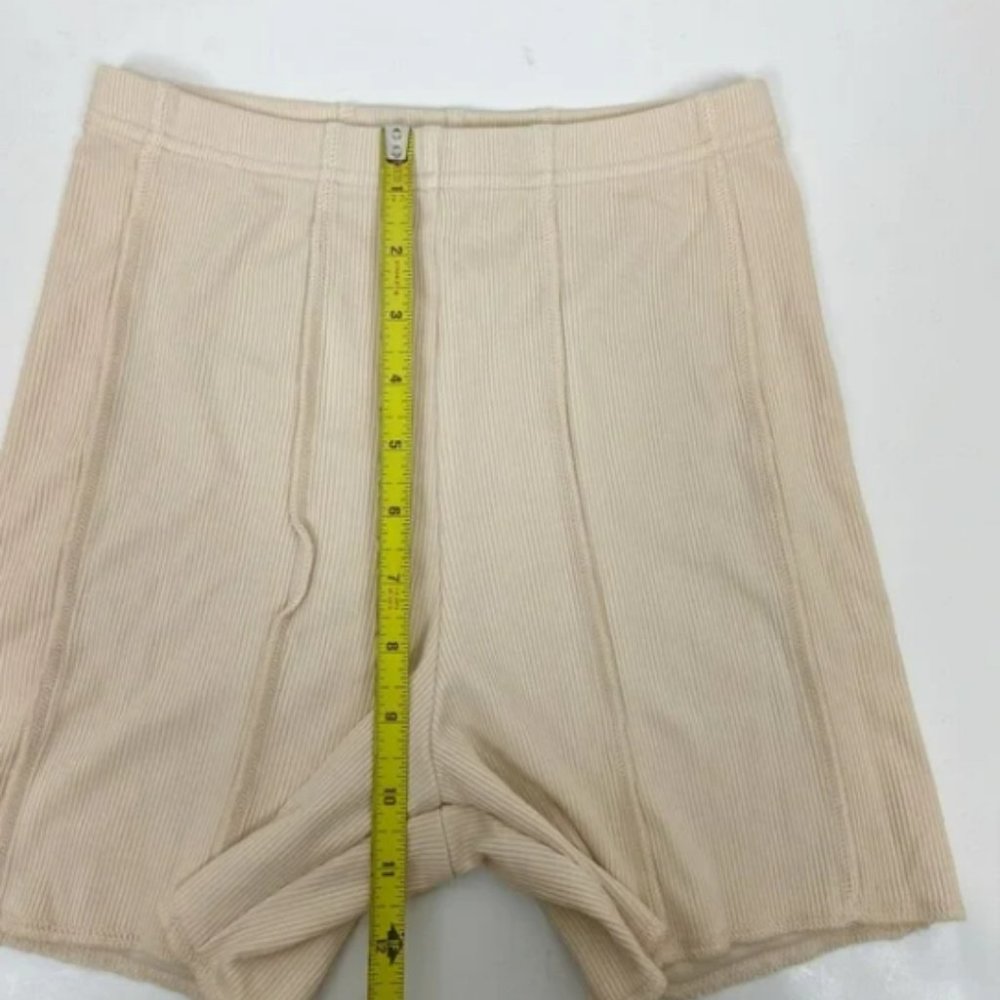 Superdown Lizzy Ribbed Short Set in Tan - Picture 5 of 8